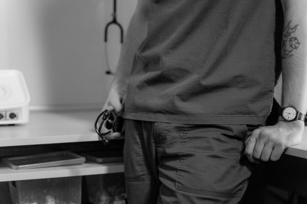 Devenez guide en nature : sylvothérapie à nantes à découvrir